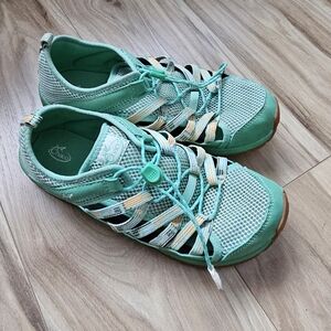 Chaco Kids Performance Footwear   Junior Size 6   Walk,Water,Hike  💚  💛